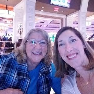 Meet your Posher, Sandee